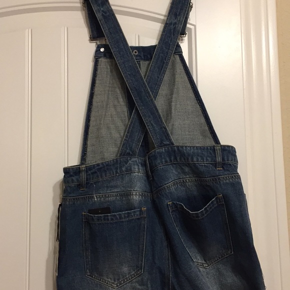 Overalls - Picture 7 of 7